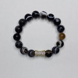 Браслет із намистин смугастого агату