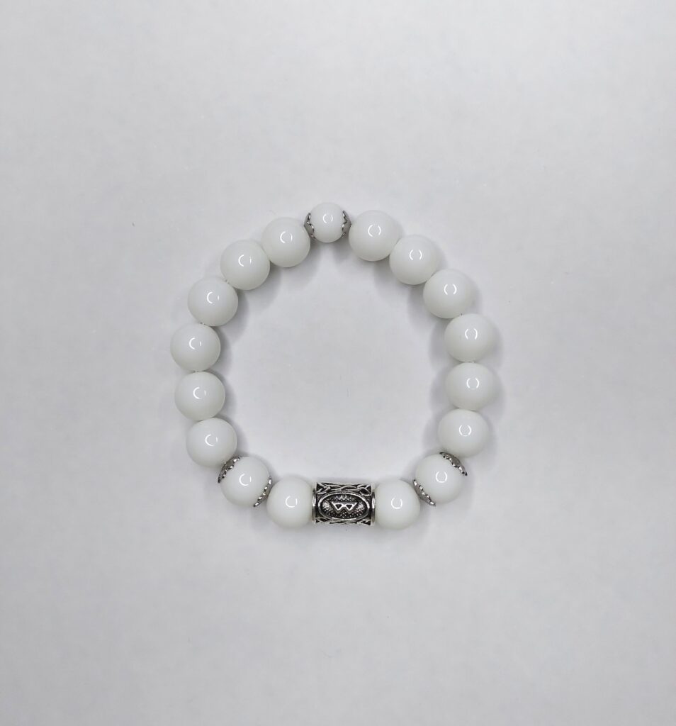 Браслет з агату та руни Беркана “Жіноче здоров’я”