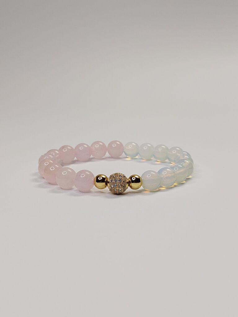 Браслет з рожевого кварца, місячного каміння