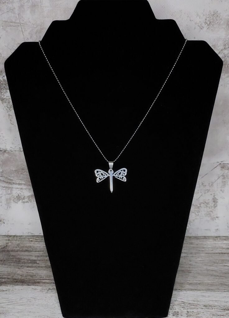 Кольє з кулоном “Ніжний метелик”